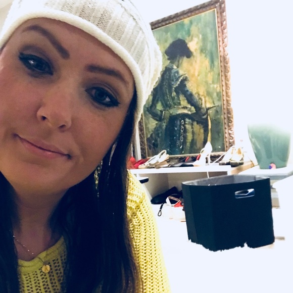 Bio - Picture 2 of 10